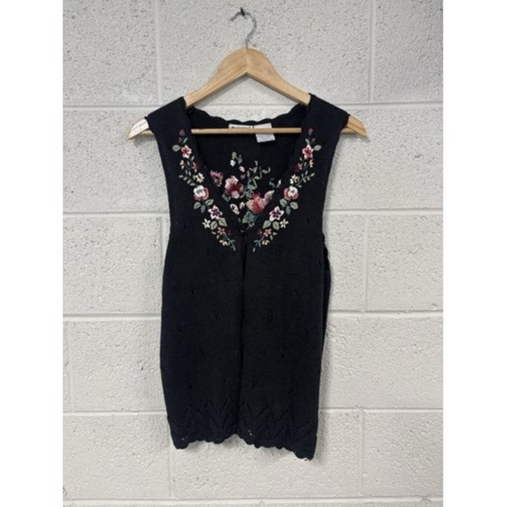 Vintage Capacity Black Floral Embroidered Knit Sweater Vest Women's Medium